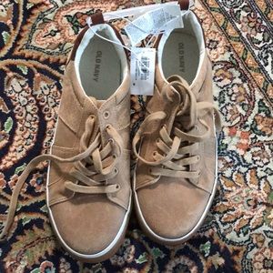 Old Navy boys sneakers